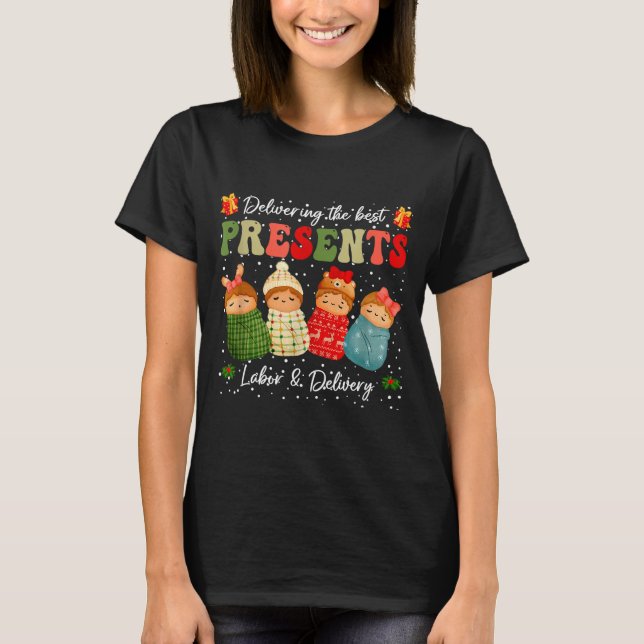 Camiseta Delivering The Baby Labor Delivery Nurse Christmas (Frente)