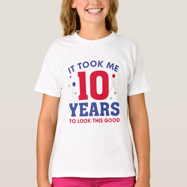 Camiseta Demorei 10 Anos A Ver Isto Bem (Frente)