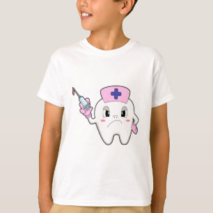 Camiseta Dentes como Enfermeira com Seringa.PNG