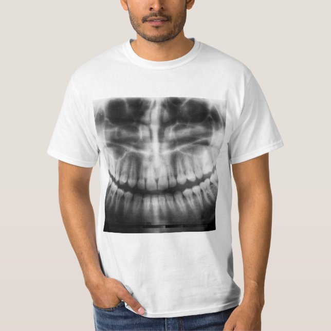Camiseta Dentes de Raio X Sorriso de Boca Preto e Branco (Frente)