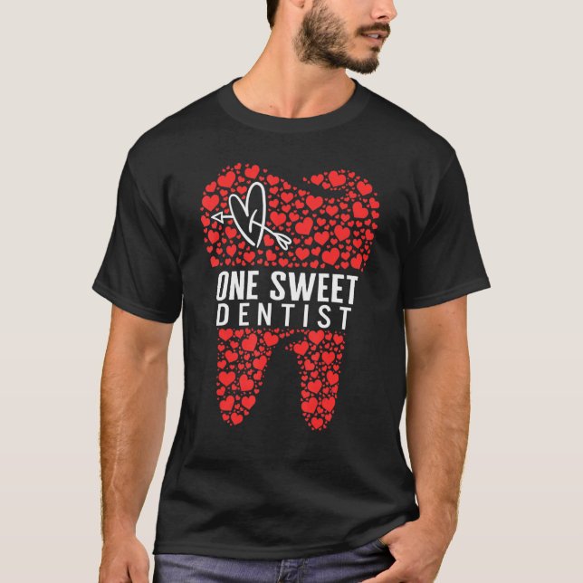 Camiseta Dentist Love Teeth Heart Mouth Surg (Frente)