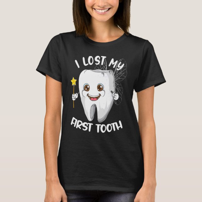 Camiseta Dentista Perdi Minha Primeira Prática Dental Dente (Frente)