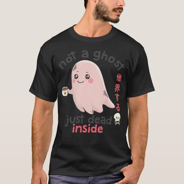 Camiseta Dentro Morto de café gordo Ghost Gótico Pastel Cre (Frente)