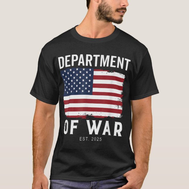 Camiseta Departamento De Guerra Criado Em 2025 (Frente)