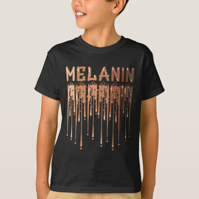 Camiseta Derivando Melanina Para Orgulho Feminino - Present (Frente)