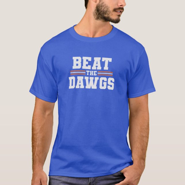 Camiseta Derrote os Cachorros Futebol de Tigre (Frente)
