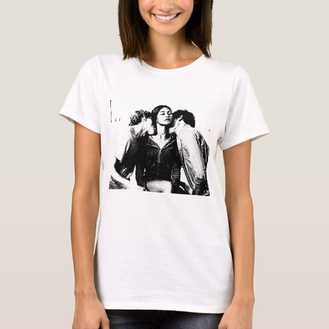 Camiseta Desafiadores Arte, Tashi e Patrick Clear (Meio) (Frente)