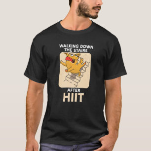 Camiseta Descendo as Escadas Após Treinamento de Aptidão Fí