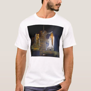 Camiseta Descoberta do Shuttle de Espaço no Painel de Lança