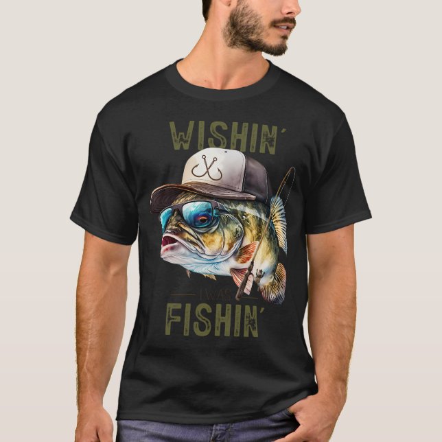 CAMISETA DESEJANDO QUE EU ESTIVESSE PESCANDO (Frente)