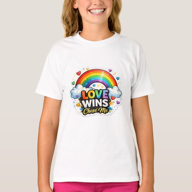 Camiseta Desenho Arco-íris Orgulho do Amor Vence (Frente)