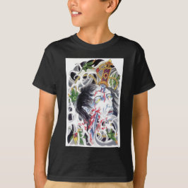 Camiseta Desenho de Espada Grotesca Japonesa