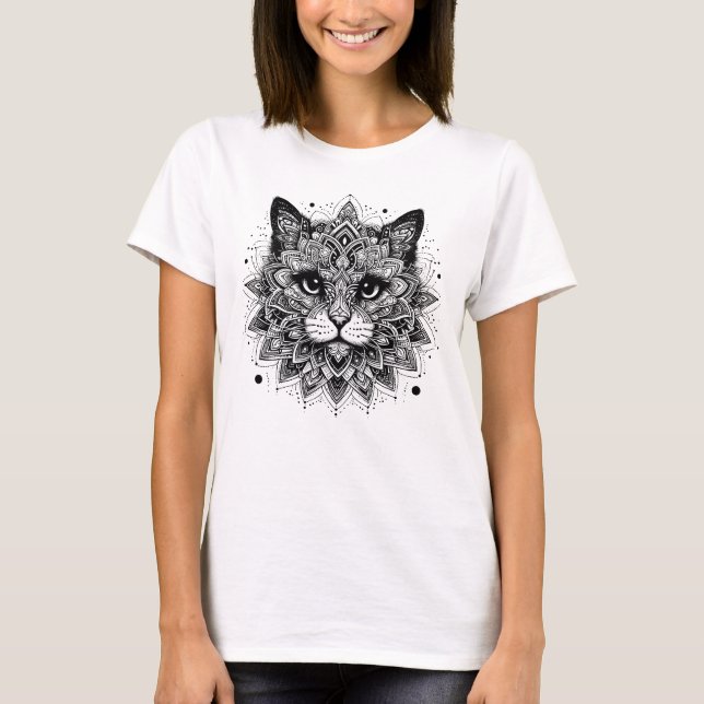 Camiseta Desenho de Gato com Padrão de Mandala (Frente)