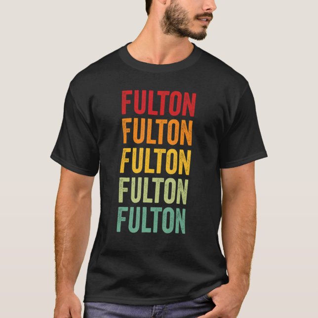 Camiseta Desenho de texto arco-íris do Condado de Fulton Ge (Frente)