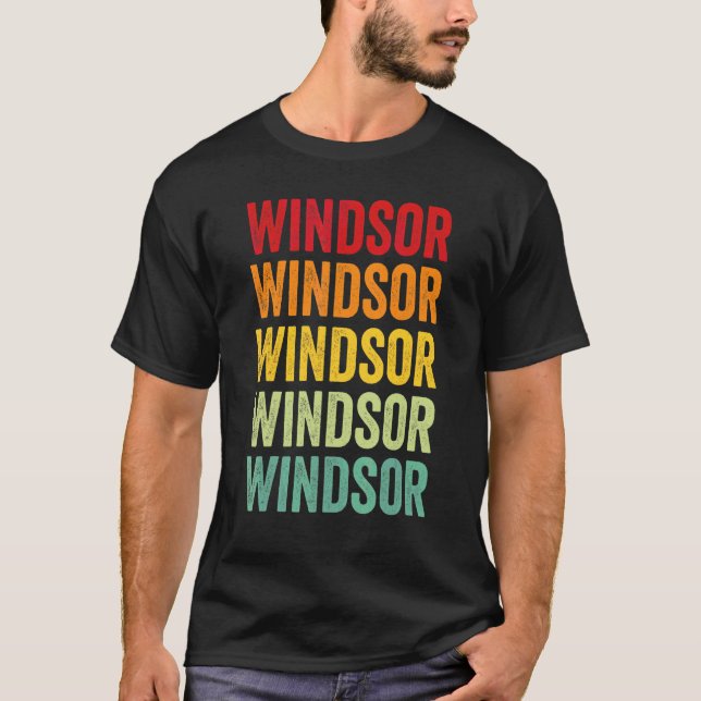 Camiseta Desenho de texto arco-íris do condado de Windsor V (Frente)