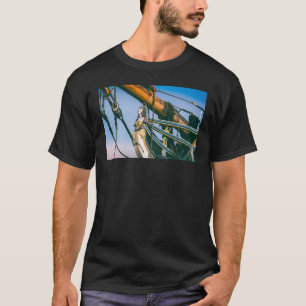 Camiseta Desenho Marítimo de Navio Alto Vintage Náutico