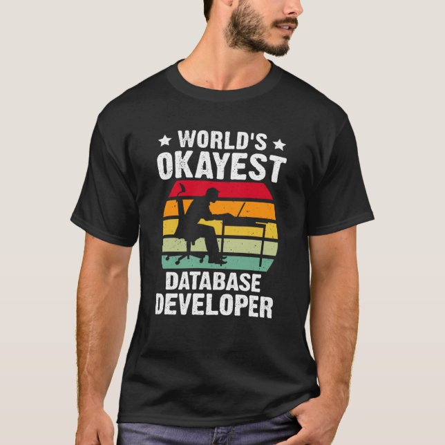 Camiseta Desenvolvedor de Banco de Dados Mais ou Menos do M (Frente)