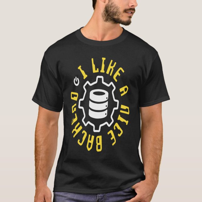 Camiseta Desenvolvedor de Software Backend Engenheiro de Co (Frente)