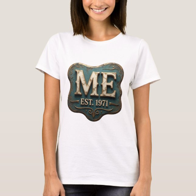 Camiseta Design Chic Gold ME EST 1971 (Frente)