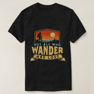 Camiseta Design de Acampamento Retro Bigfoot Viajante