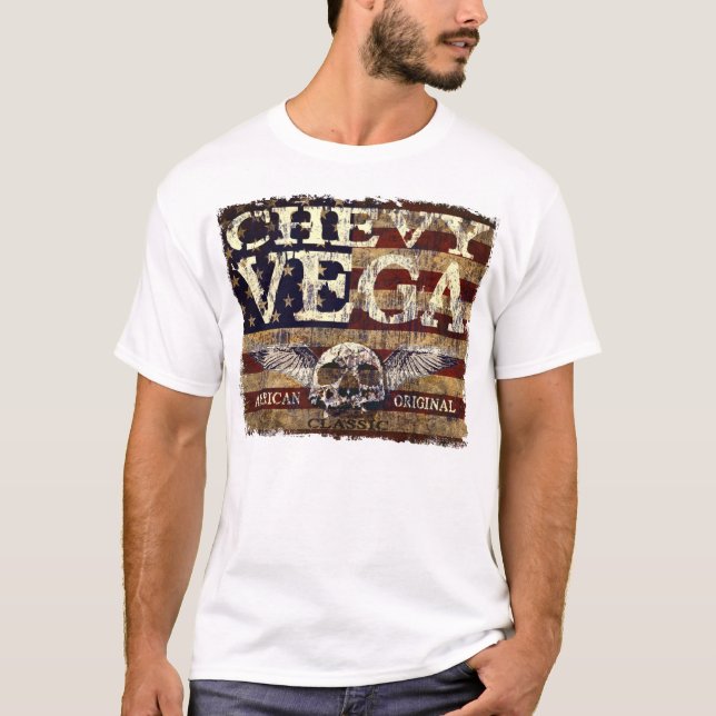 Camiseta Design de Chevy Vega contra a bandeira corrmoída (Frente)