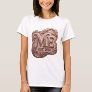Camiseta Design de Citação Trendy Gold ME EST 1985