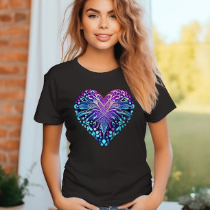 Camiseta Design de Coração Decorativo