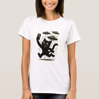 Camiseta Design de Gato Invasão Alienígena, Selfie UFO Gato