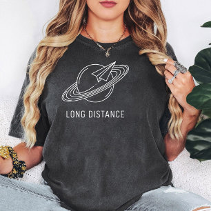 Camiseta Design de Planeta de Avião de Papel de Longa Distâ