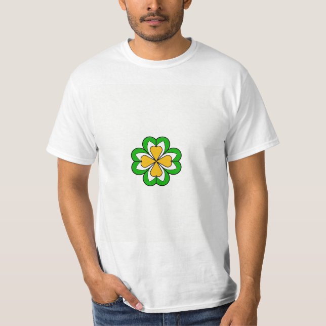 Camiseta Design de Shamrock Elegante para Rua. (Frente)