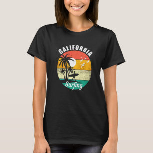Camiseta Design de Surf da Califórnia Para um Surfista