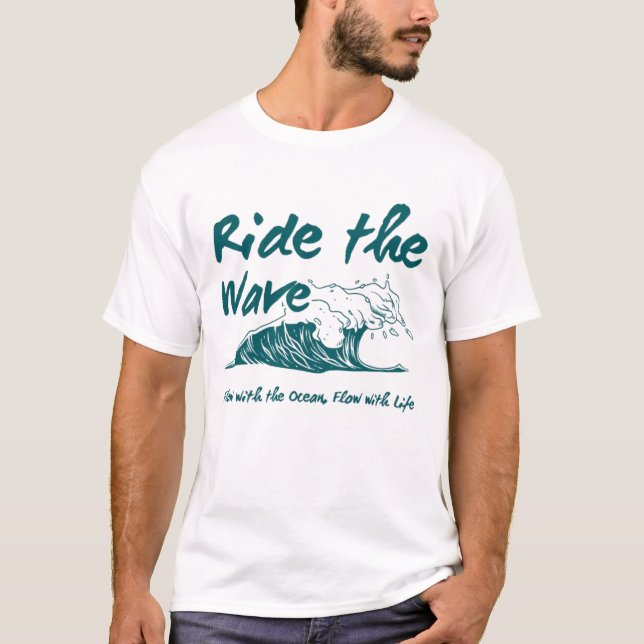 Camiseta Design de Surf Ride the Wave (Frente)