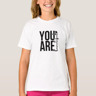 Camiseta Design de Tipografia “Linda” Minimalista – Preto