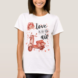 Camiseta design do namorados: T-Shirt de patinetes e balões