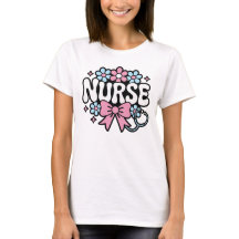 Design Fofo de Enfermeira Retro com Flores e Laço