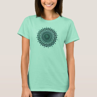 Camiseta Design geométrico com Aqua Blues e Verdes em Púrpu