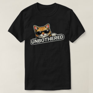 Camiseta Design Minimalista de Gato Despreocupado