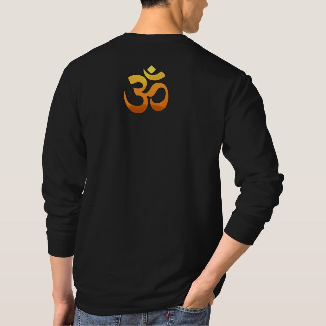 Camiseta Design Om Mantra Símbolo Yoga Mens Longa Capa (Verso)