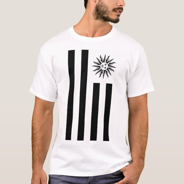 CAMISETA DESIGN PATRIOT DE LIBERDADE BRANCA E NEGRA (Frente)