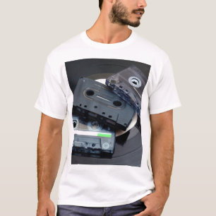 Camiseta design retro do anos 80 - fitas da cassete áudio