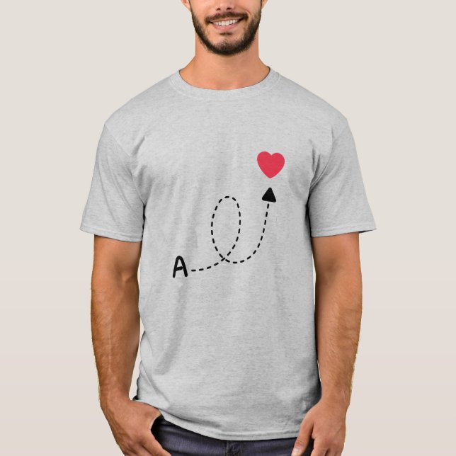 Camiseta Design Romântico de Amor com a Primeira Letra  (Frente)