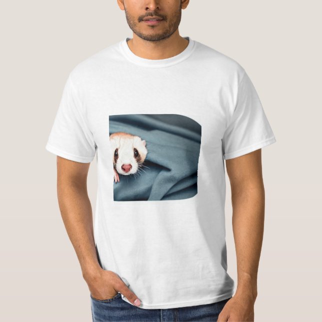 Camiseta "Designs Adoráveis de T-Shirt Ferret - Whimsical e (Frente)