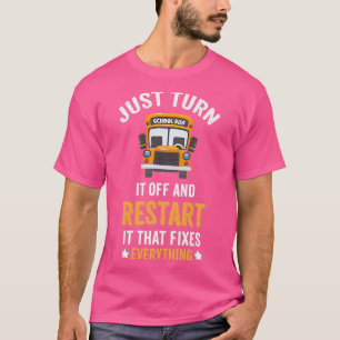 Camiseta Desligue-o e reinicie-o que conserta tudo
