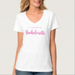 Camiseta Despedida de solteira Mulheres Branca e Rosa Quent<br><div class="desc">Texto personalizado de adição de imagem aqui Modelo de Roupa de vestuário personalizado moda / vestuário / T-shirts / T-shirts femininas / Festas de solteira brancas e rosa-quente nomes mulheres mulheres com camisetas do colo V.</div>