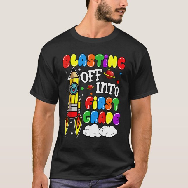 Camiseta Despertar Para O Primeiro Ano De Volta Para Os Men (Frente)