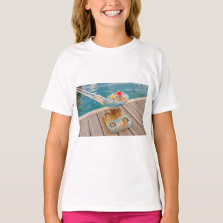 Camiseta detalhe de uma bitola em camisola de malha feminin