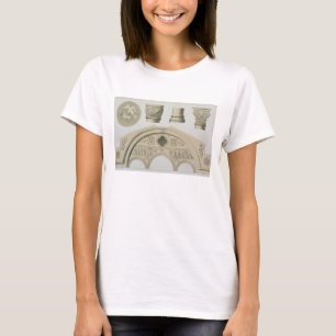 Camiseta Detalhes de um arco sculptured e colunas do St.