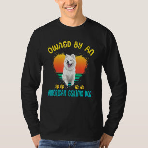 Camiseta Detida Por Um Cachorro Eskimo Americano