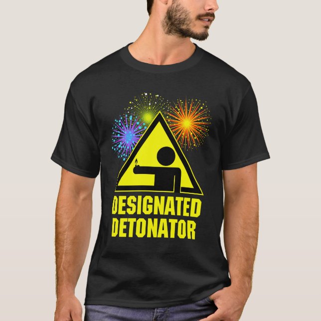 Camiseta Detonador designado dos fogos-de-artifício (Frente)