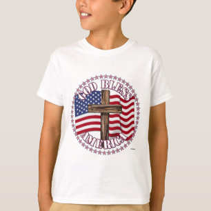 Camiseta Deus Abençoe a América e Cruz com Bandeira dos EUA
